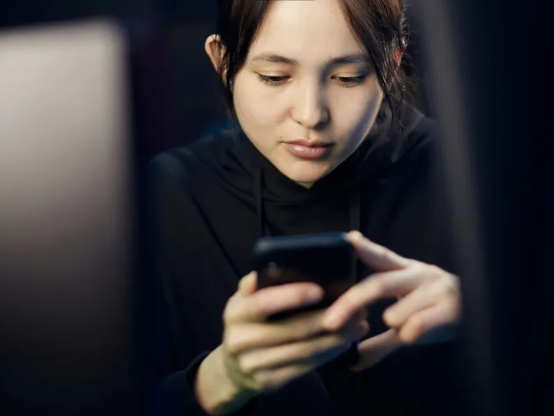 Stan With a Disclaimer: How Gen Z Started Treating Celebrity Fandom Like a Legal Agreement